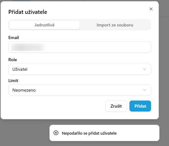 Uživatele mimo licenci nelze přidat